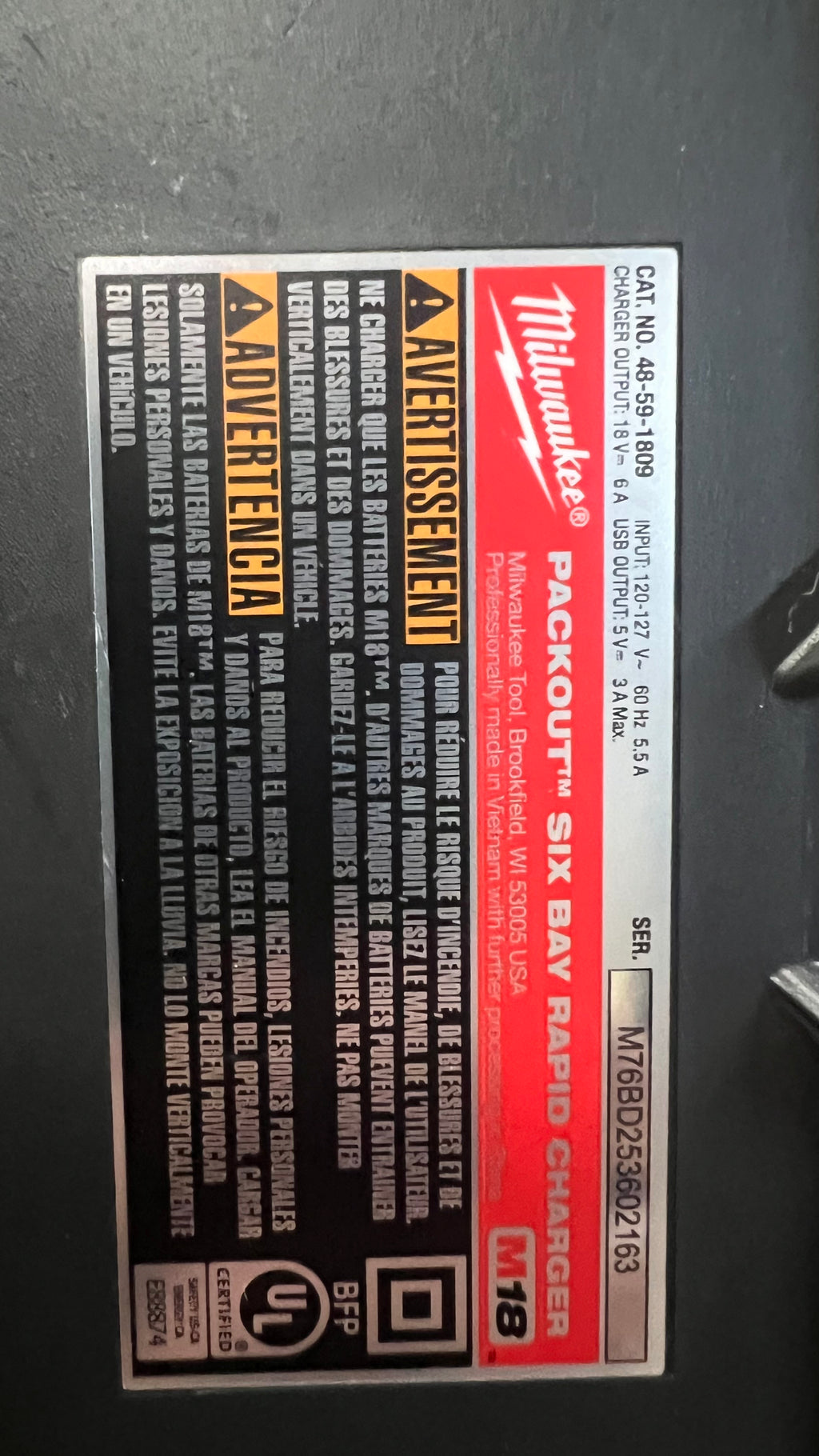 Milwaukee M18 Packout Charger-6 bay