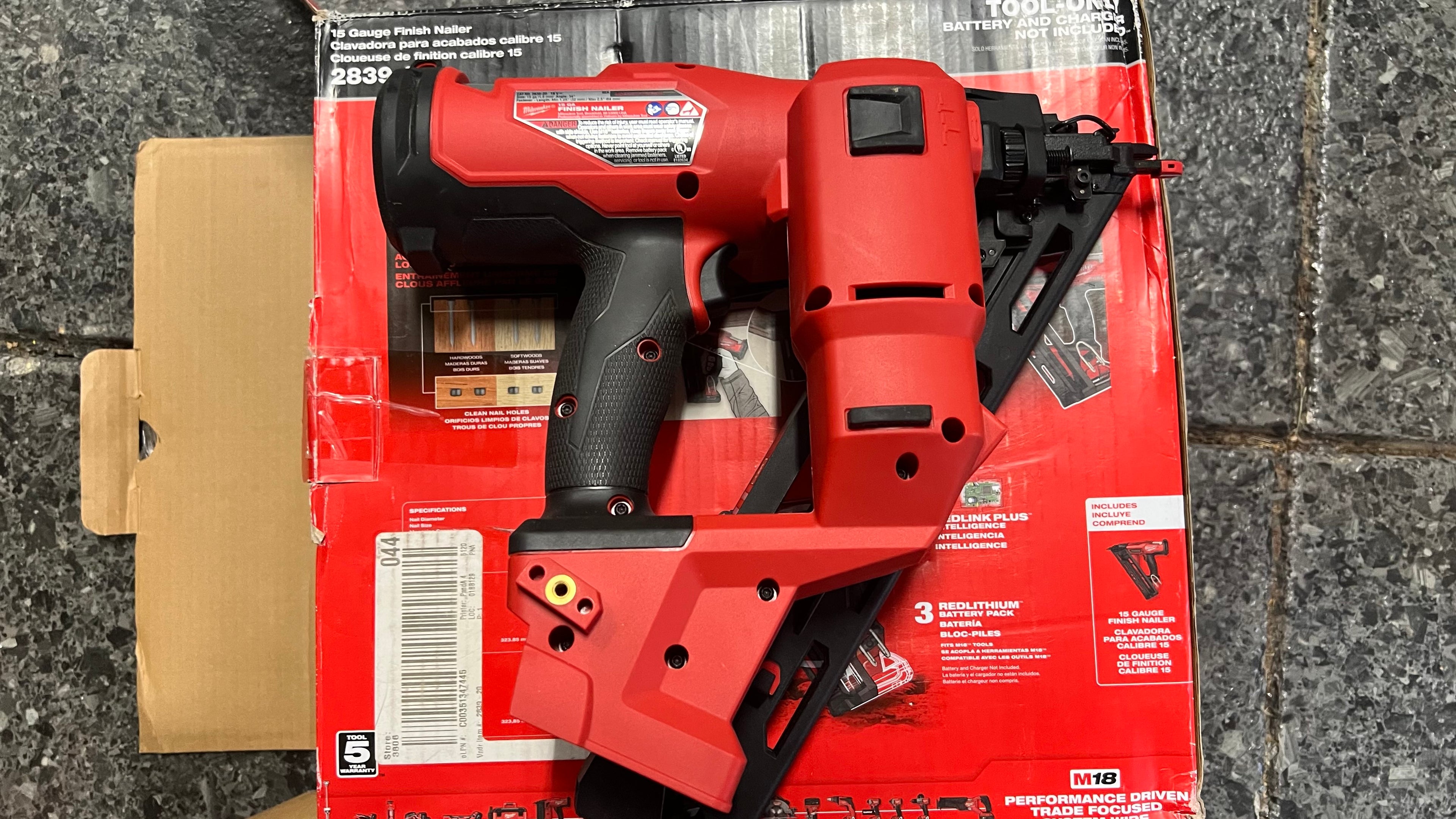 Milwaukee M18 Fuel 15ga Finish Nailer