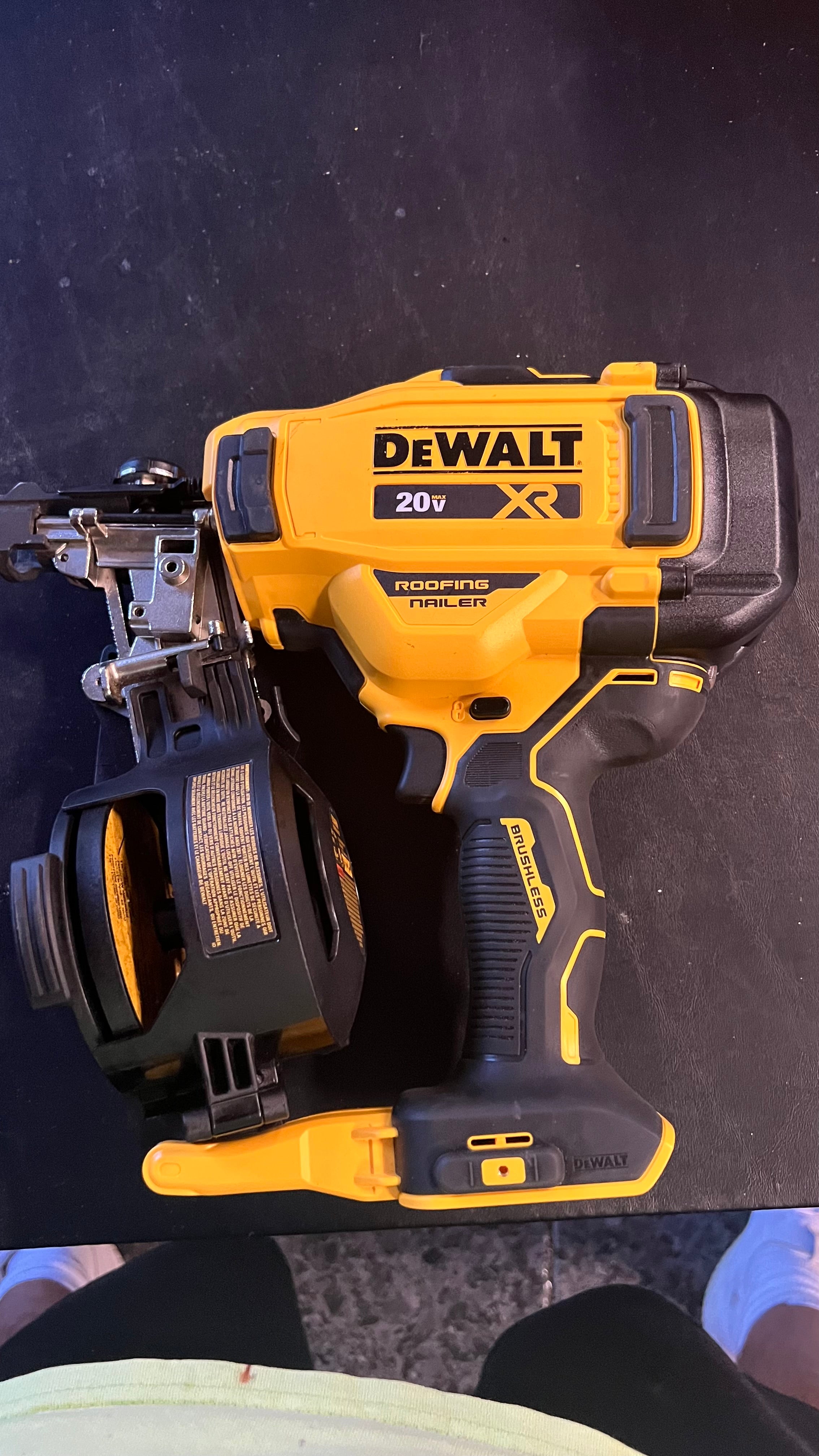 Dewalt DCN45RNB 15 degree coil roofing nailer-used