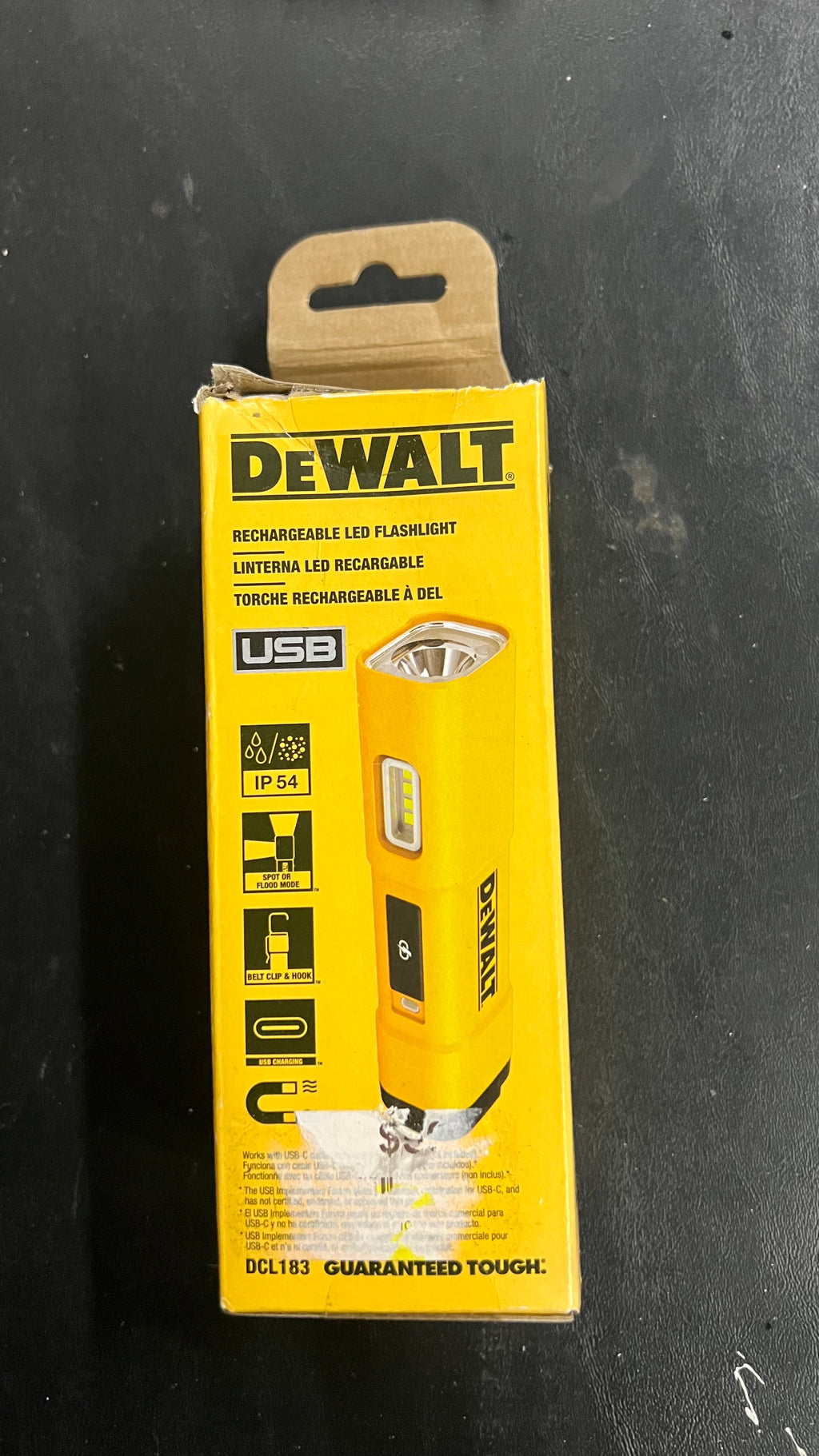 Dewalt DCL183 rechargeable LED flashlight ￼