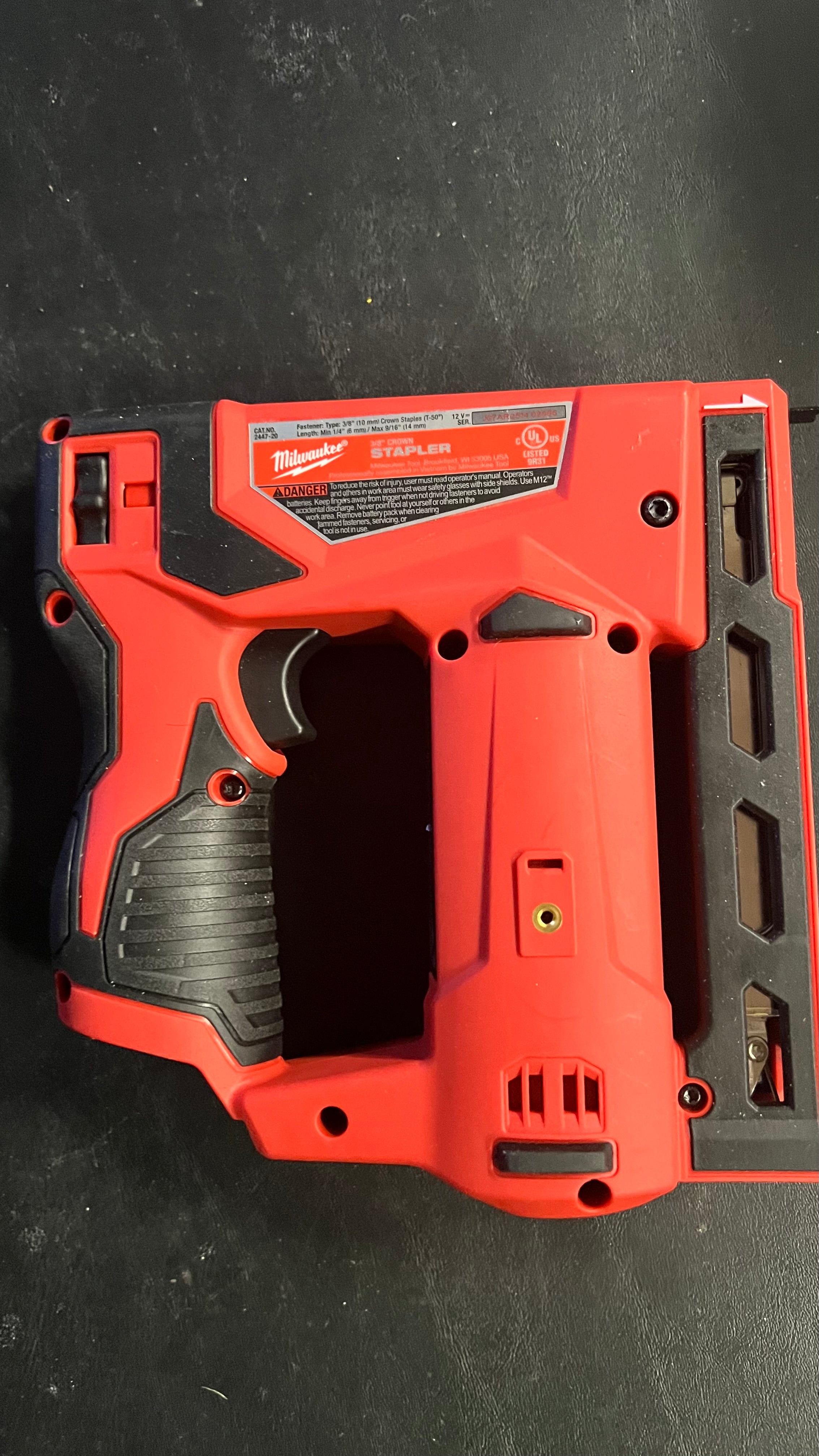 Milwaukee M12 3/8” crown stapler 2447-20