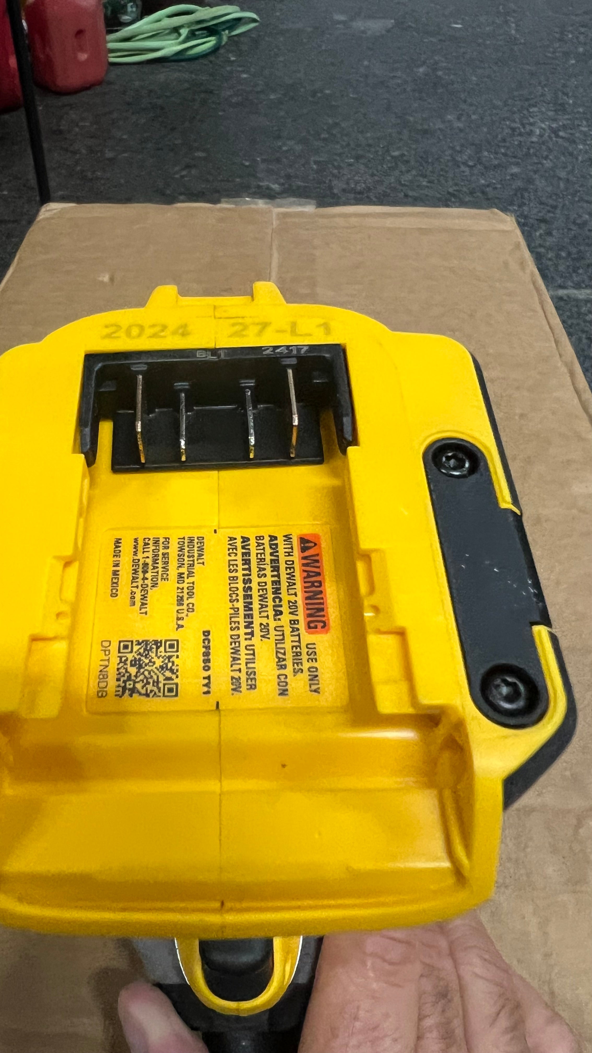 Dewalt DCF850B Atomic Compact impact driver