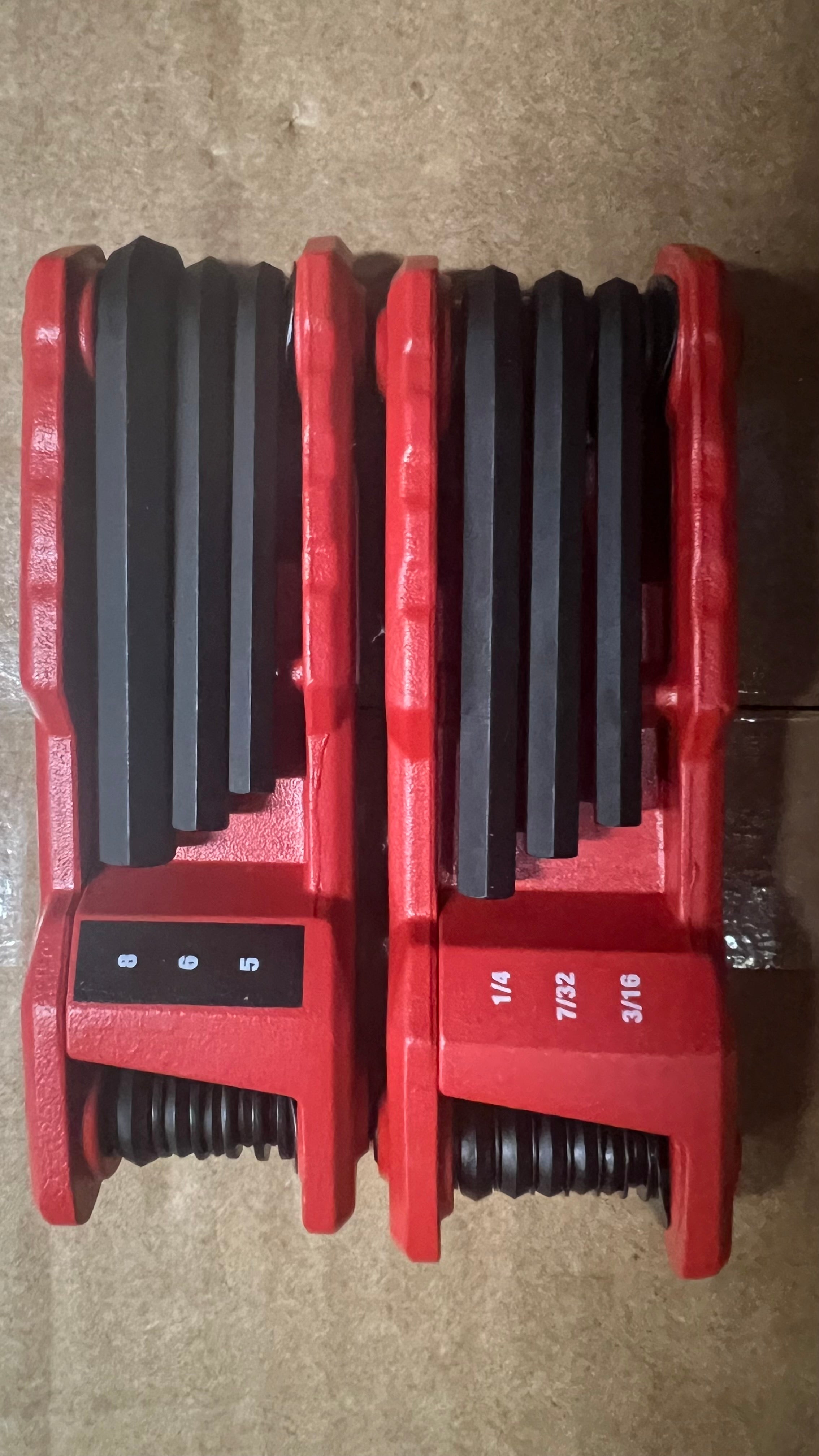 Milwaukee 17 Key folding hex sae/metric set