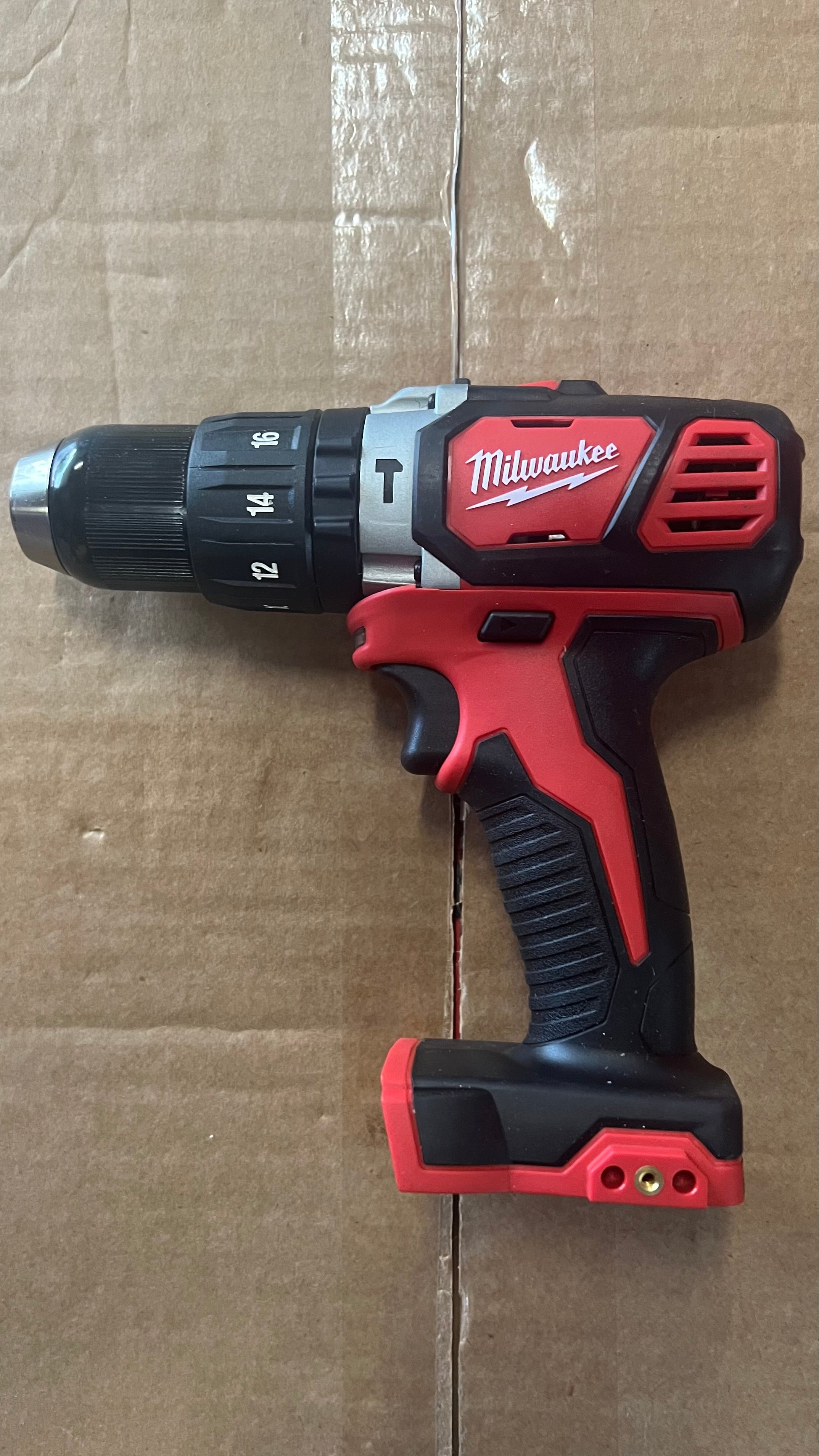 Milwaukee M18 1/2” hammer drill/driver ￼