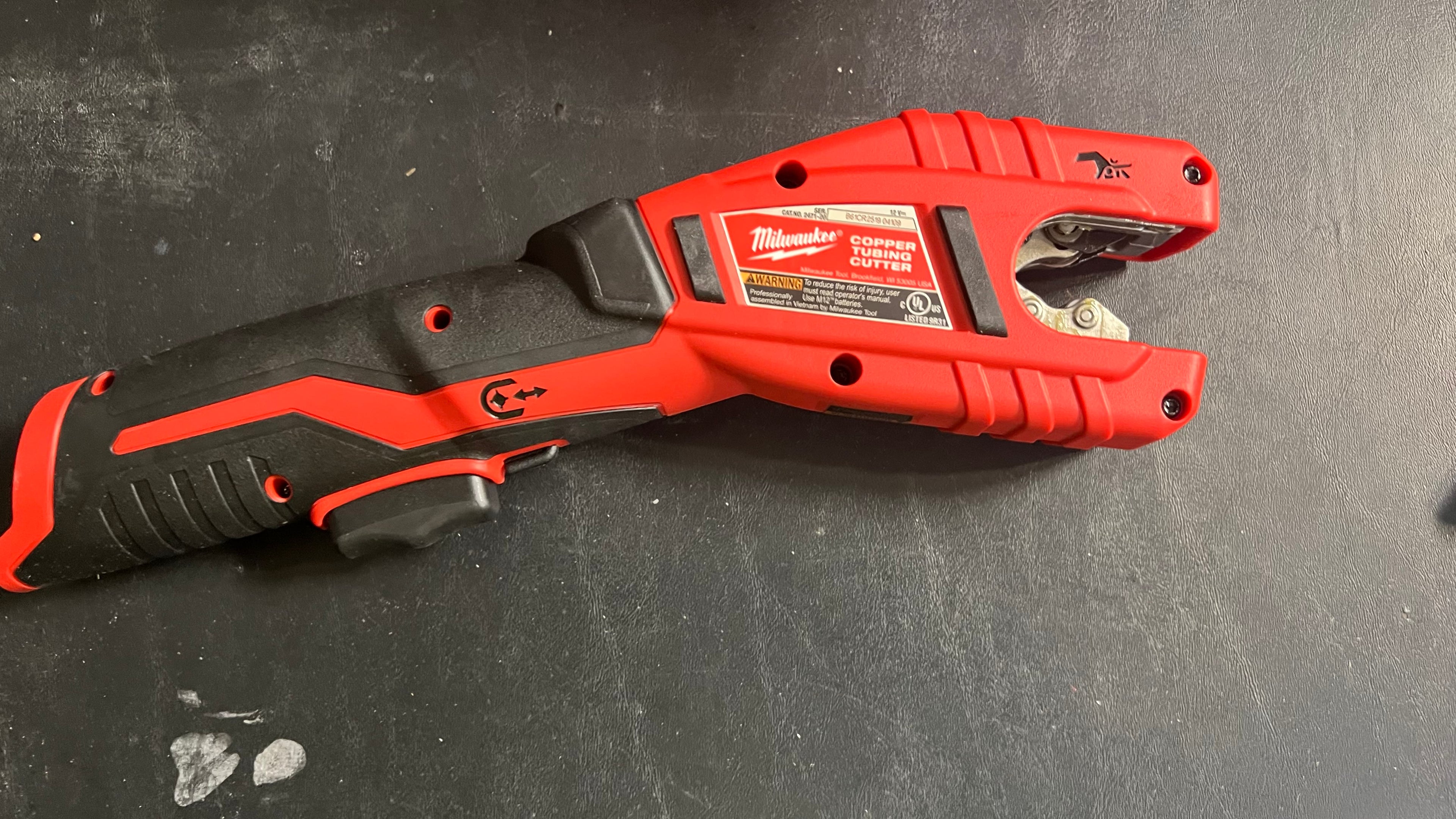 Milwaukee M12 copper tubing cutter