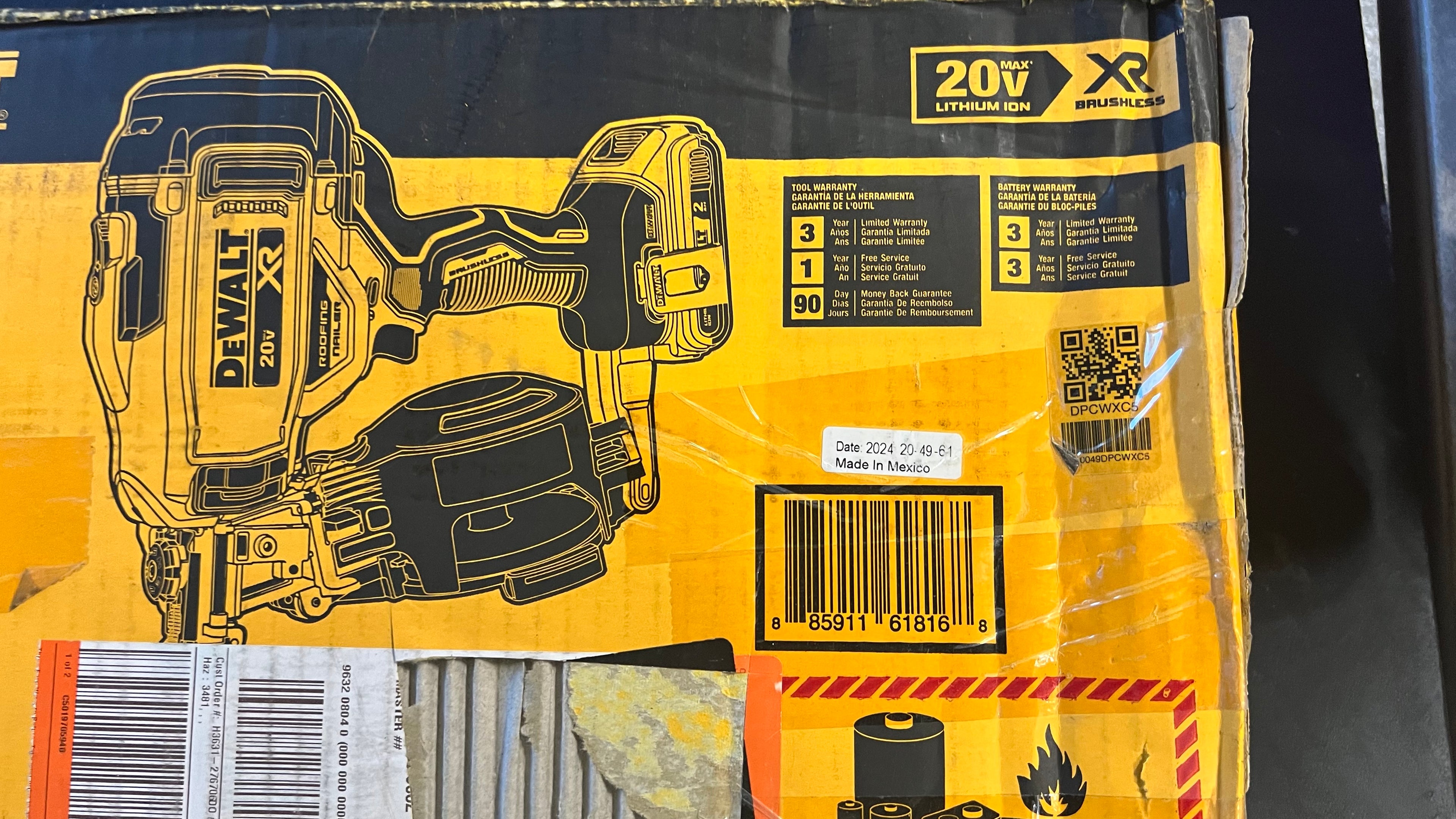 Dewalt 20V Max XR DCN45RNB 15 Degree Coil Roofing Nailer Brushless