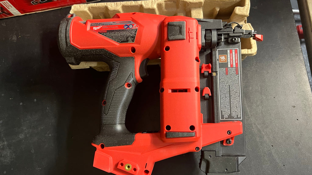 Milwaukee M18 Fuel 2746-20 18ga Brad Nailer