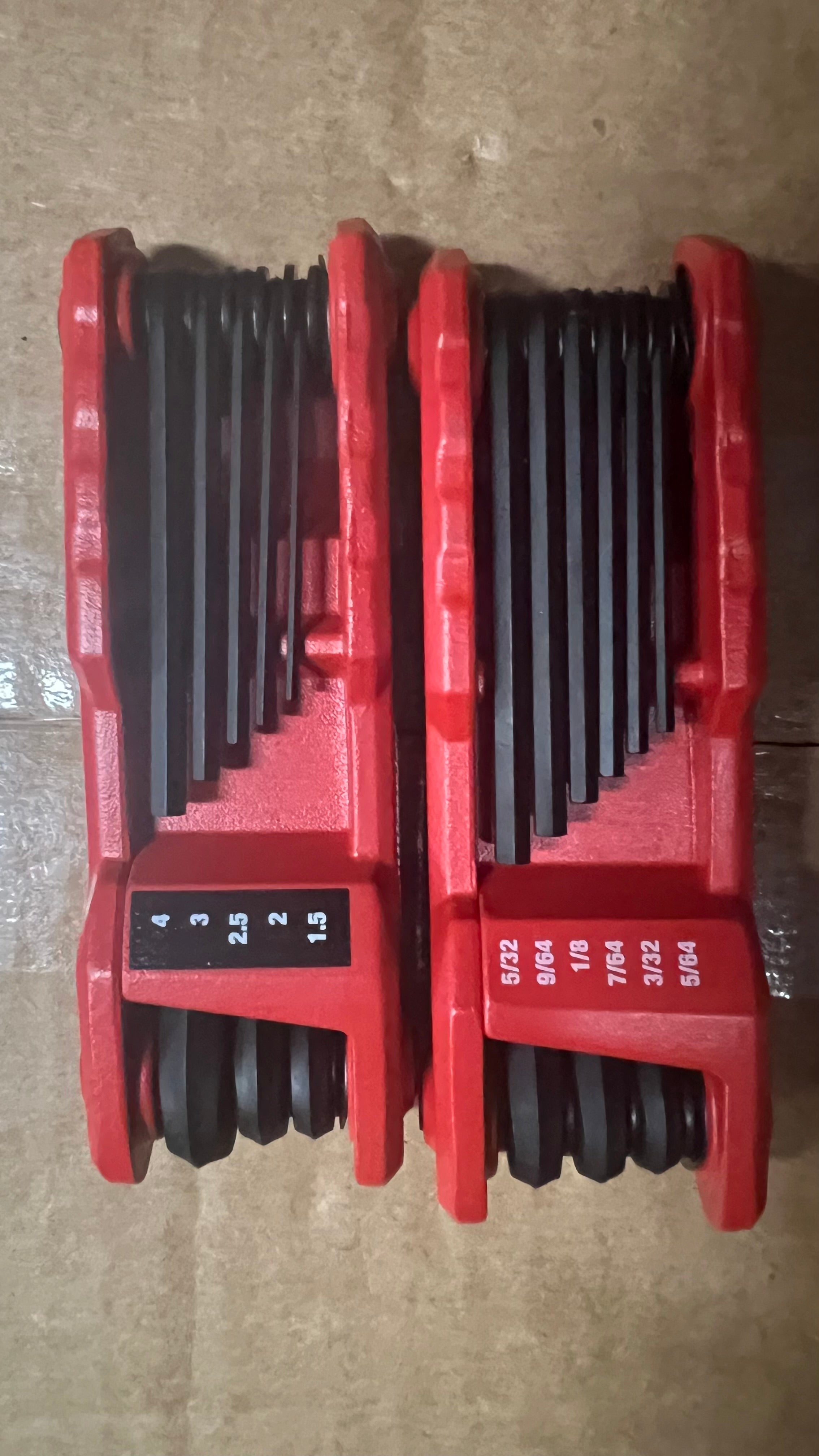 Milwaukee 17 Key folding hex sae/metric set