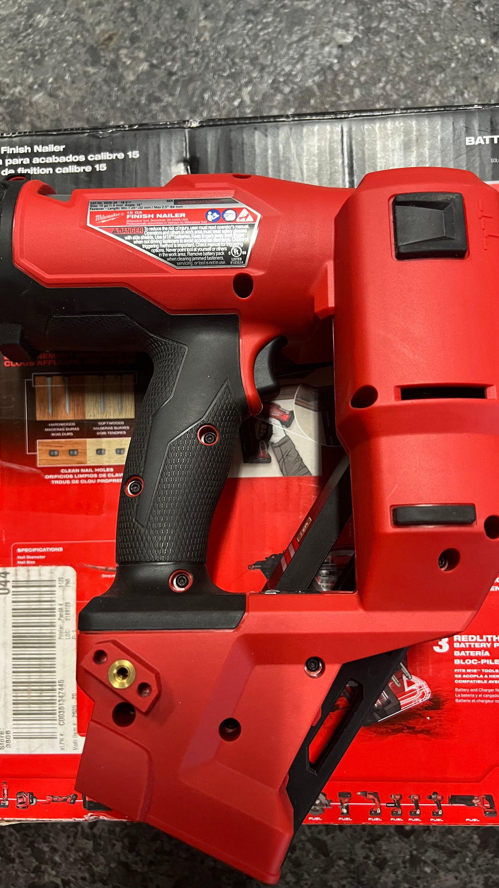 Milwaukee M18 Fuel 15ga Finish Nailer