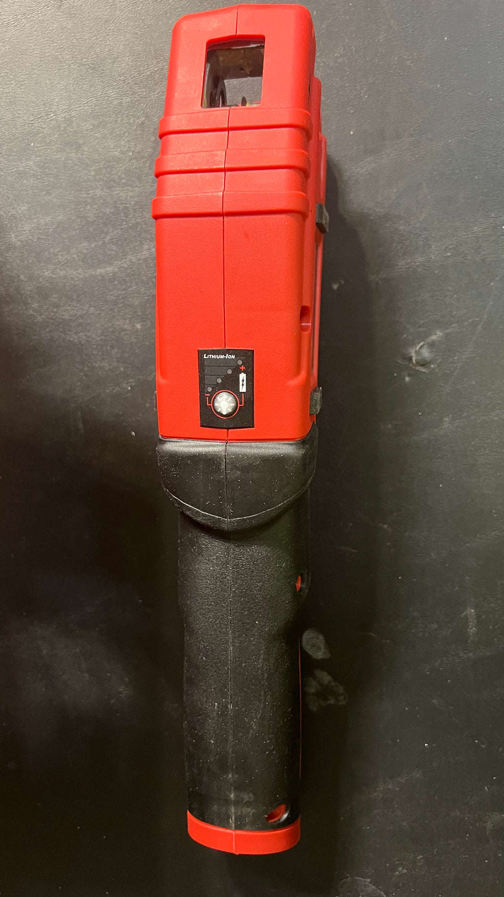 Milwaukee M12 copper tubing cutter
