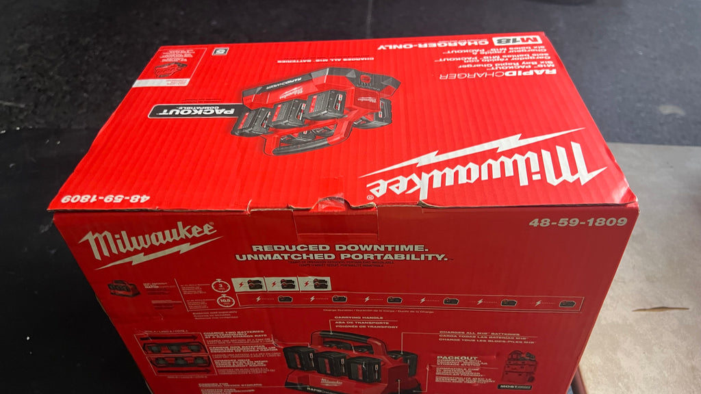 Milwaukee M18 packout 6 bay rapid charger
