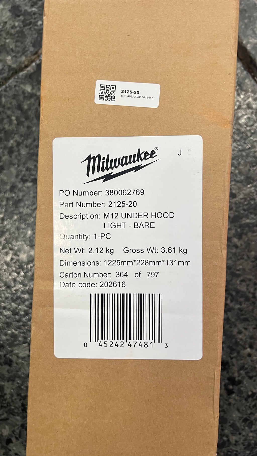 New Milwaukee M12 underhood light