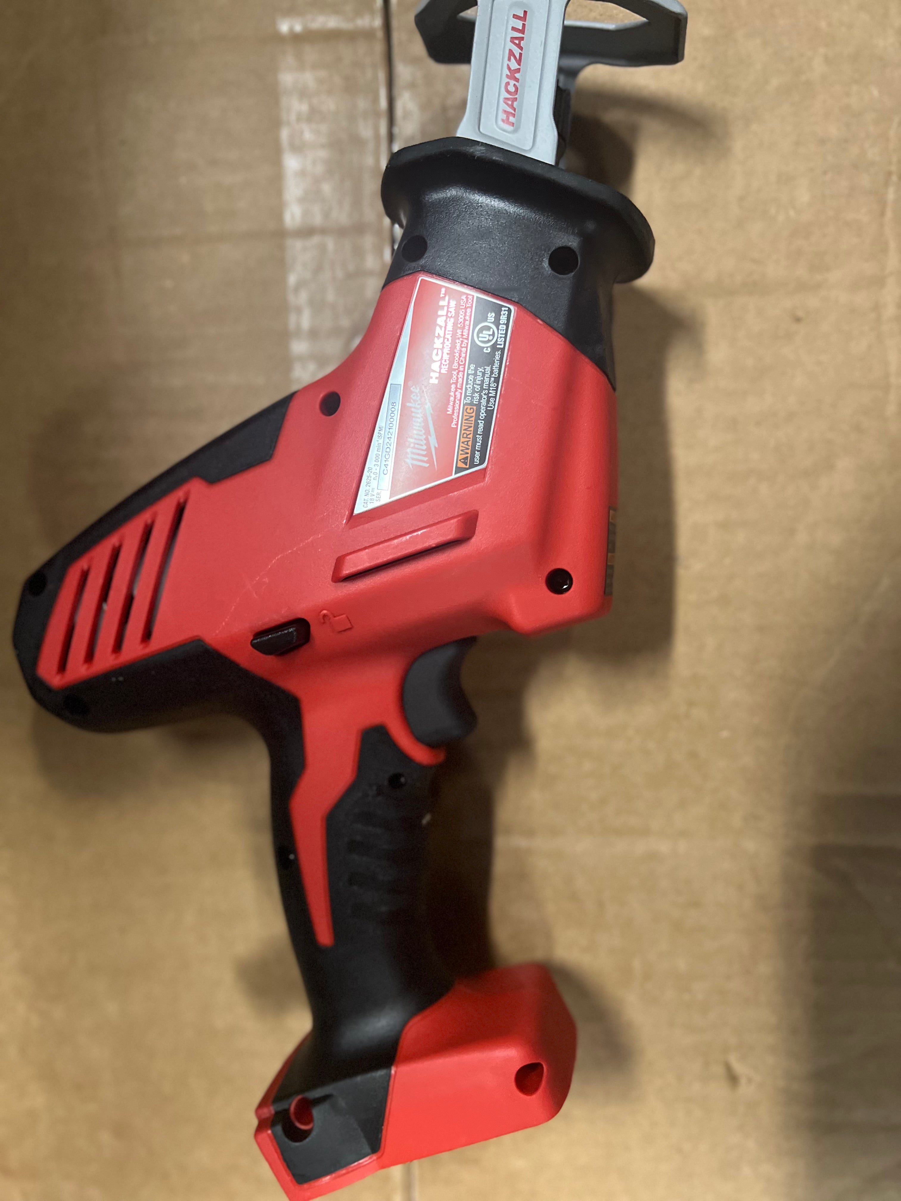Milwaukee M18 Hackzall reciprocating saw ￼