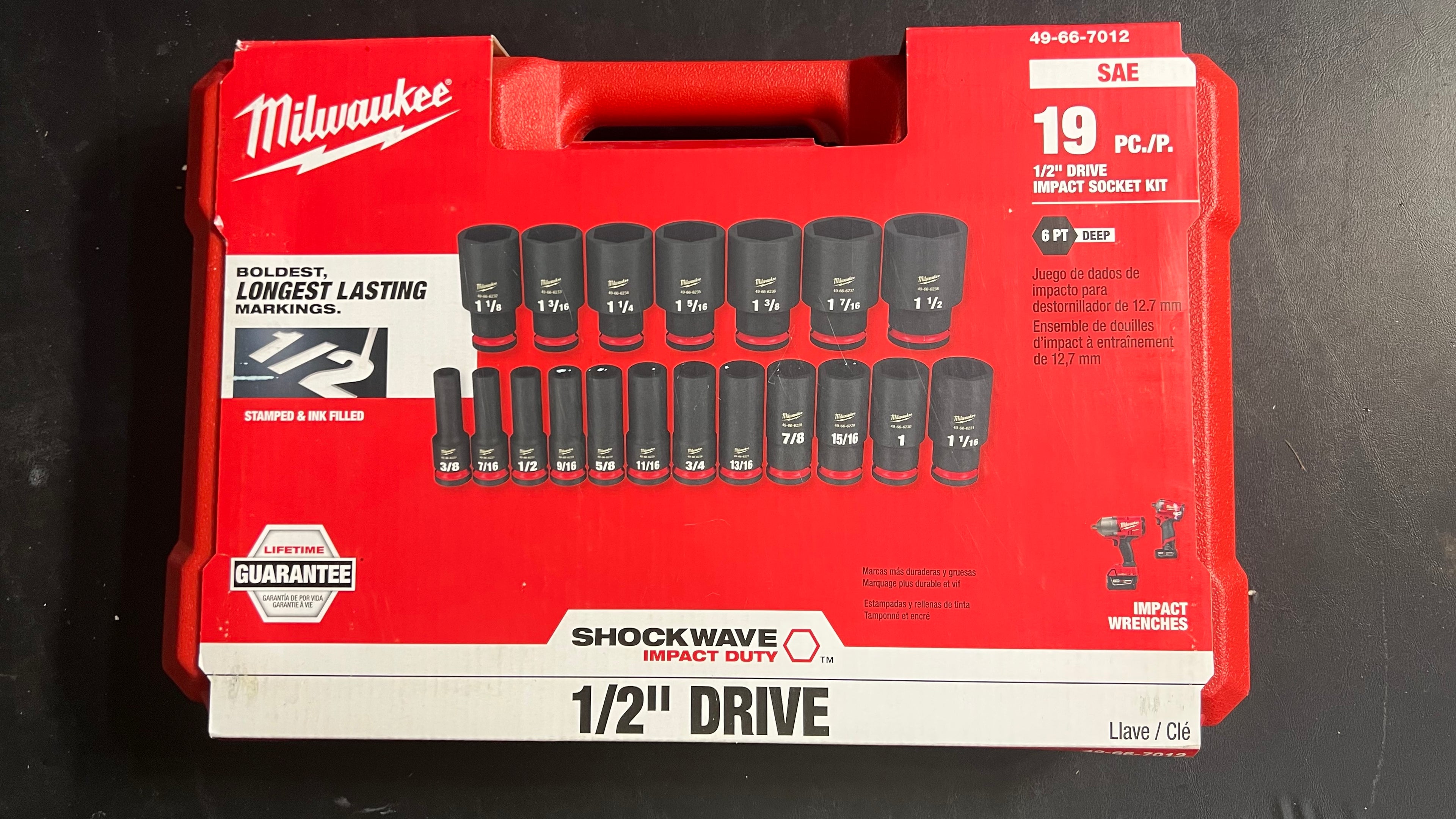 Milwaukee Shockwave 19 piece 1/2” deep impact socket set