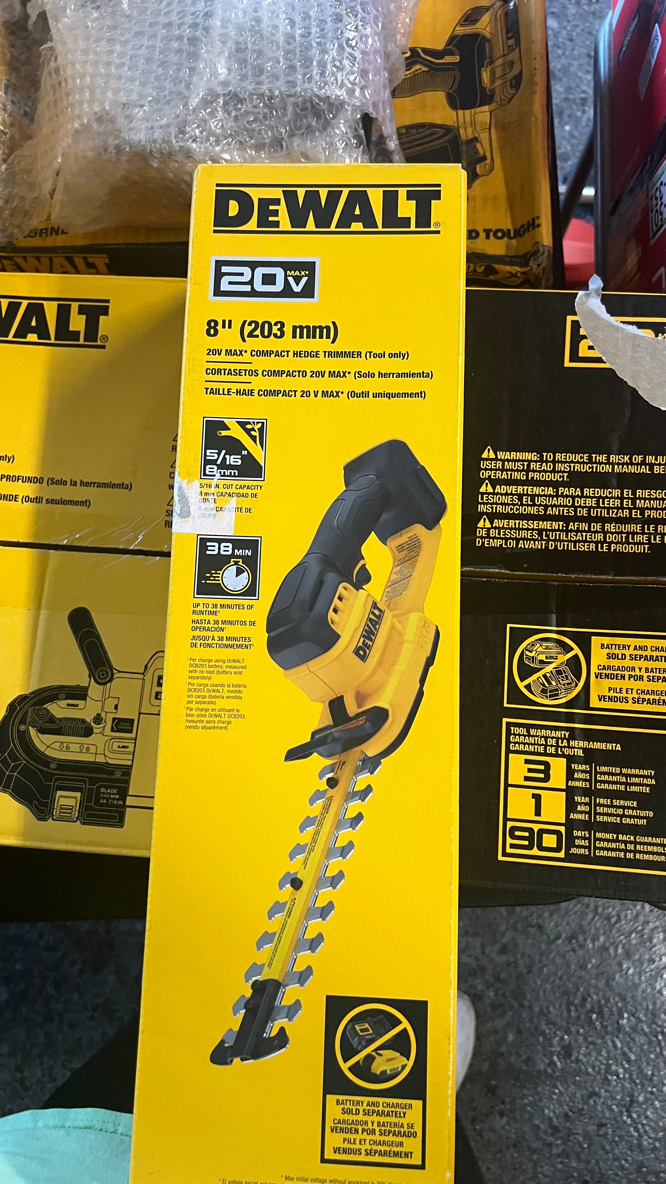 Dewalt DCHT823B 8” hedge trimmer