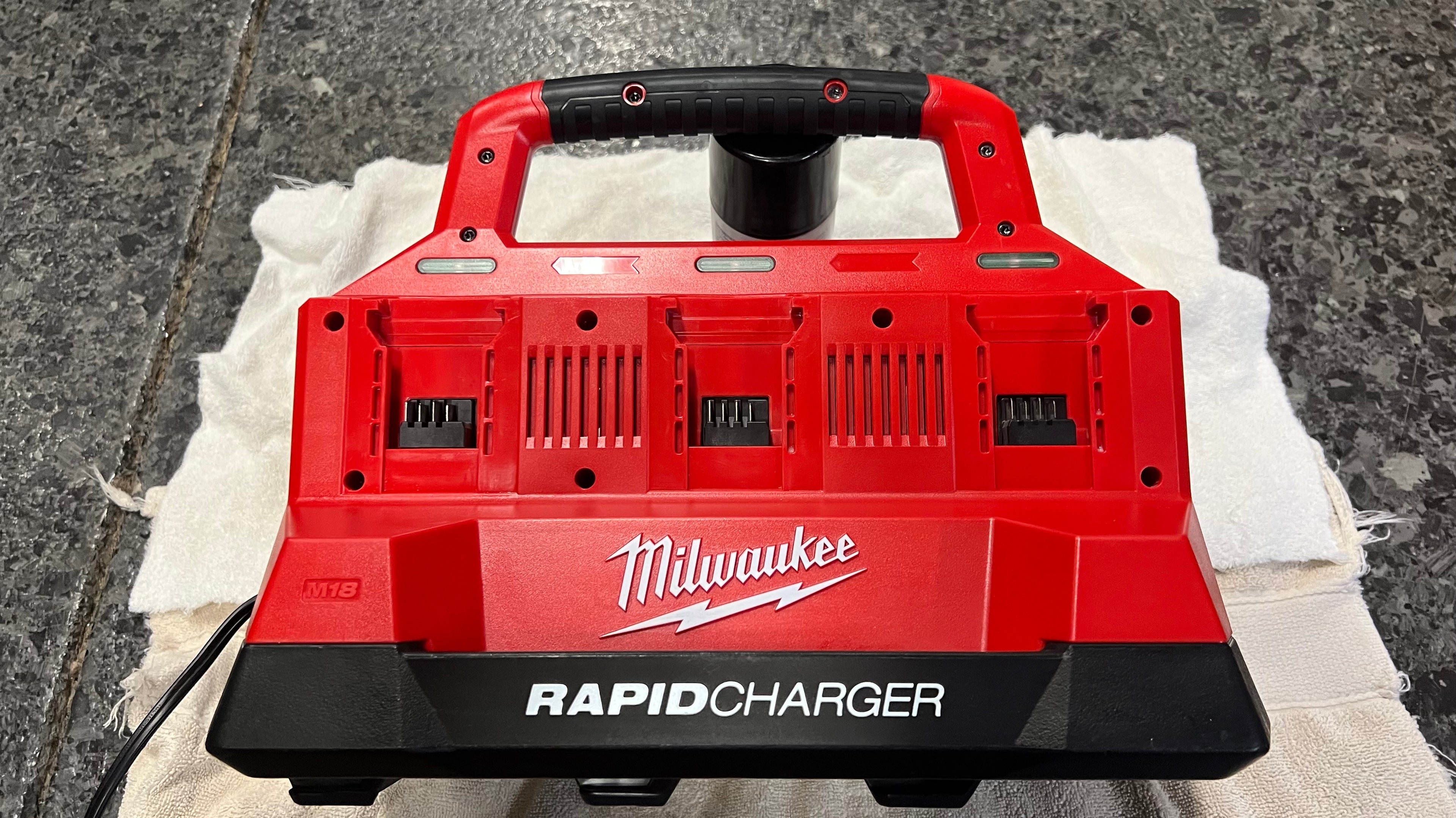 Milwaukee M18 Packout Charger-6 bay